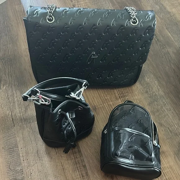 Black Luxury Shoulder Bag with Monogram Design Bundle - Picture 5 of 5